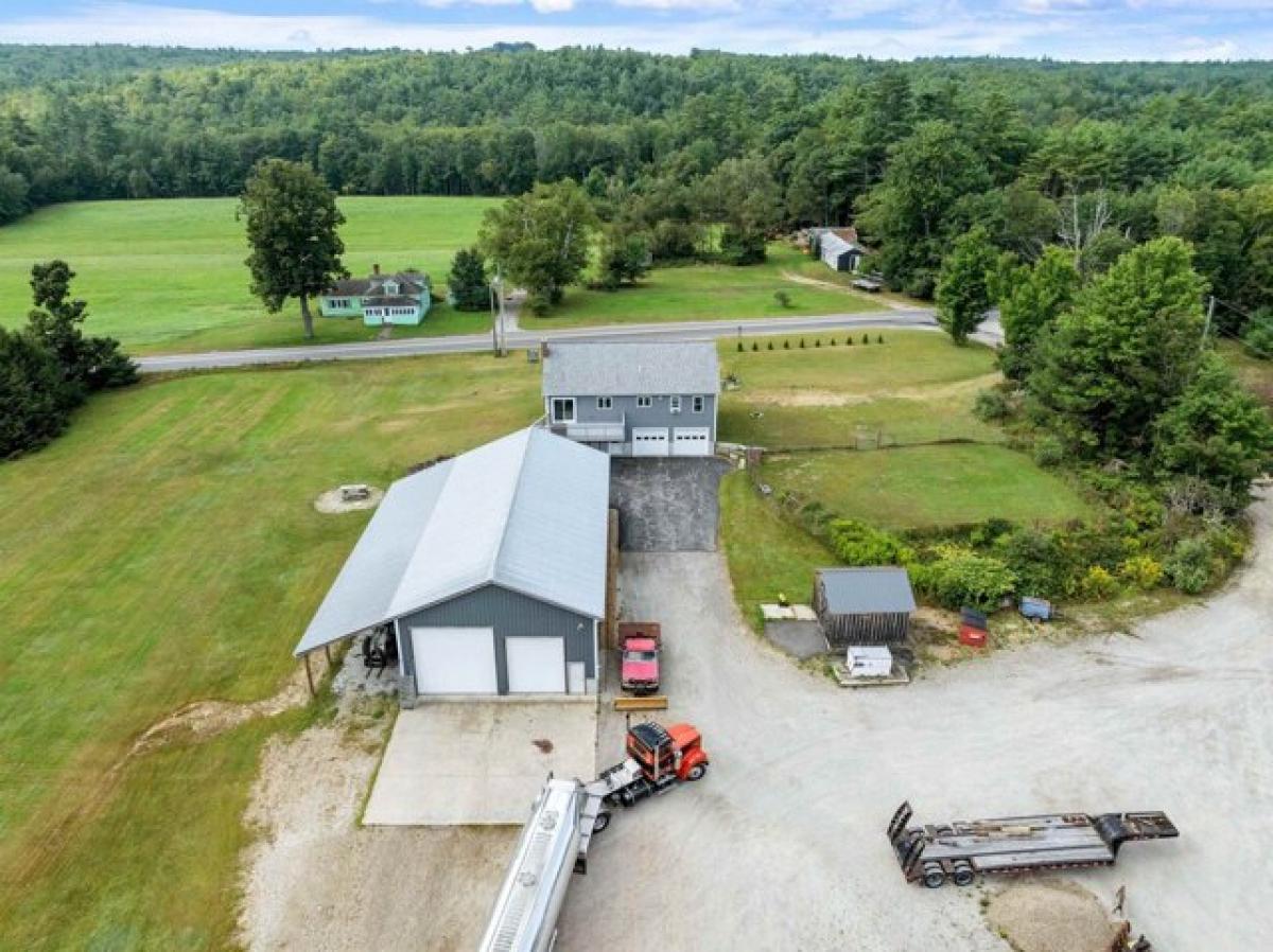 Picture of Home For Sale in Barnstead, New Hampshire, United States