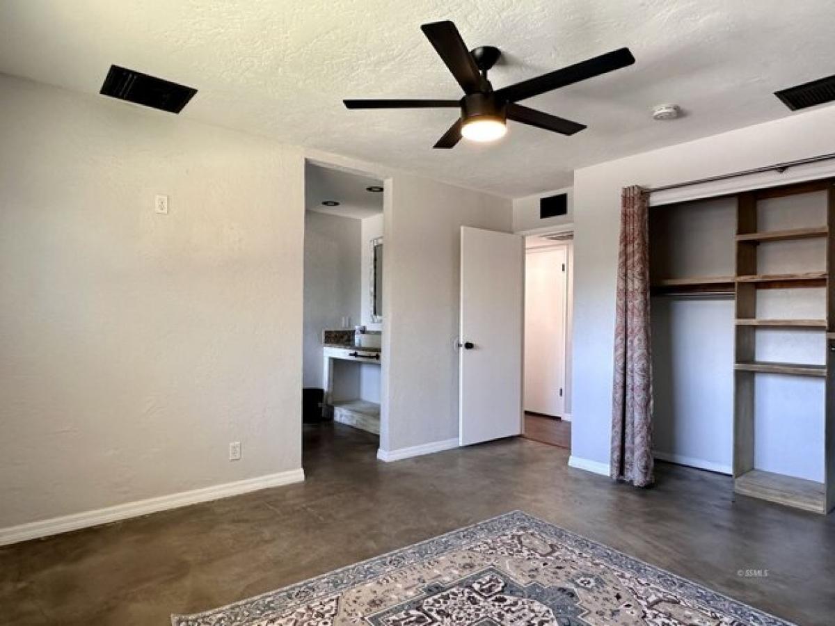 Picture of Home For Rent in Ridgecrest, California, United States