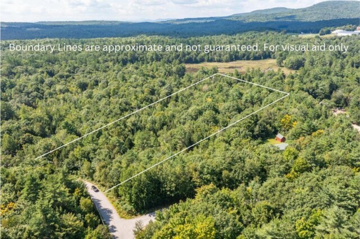 Picture of Residential Land For Sale in Hebron, Maine, United States