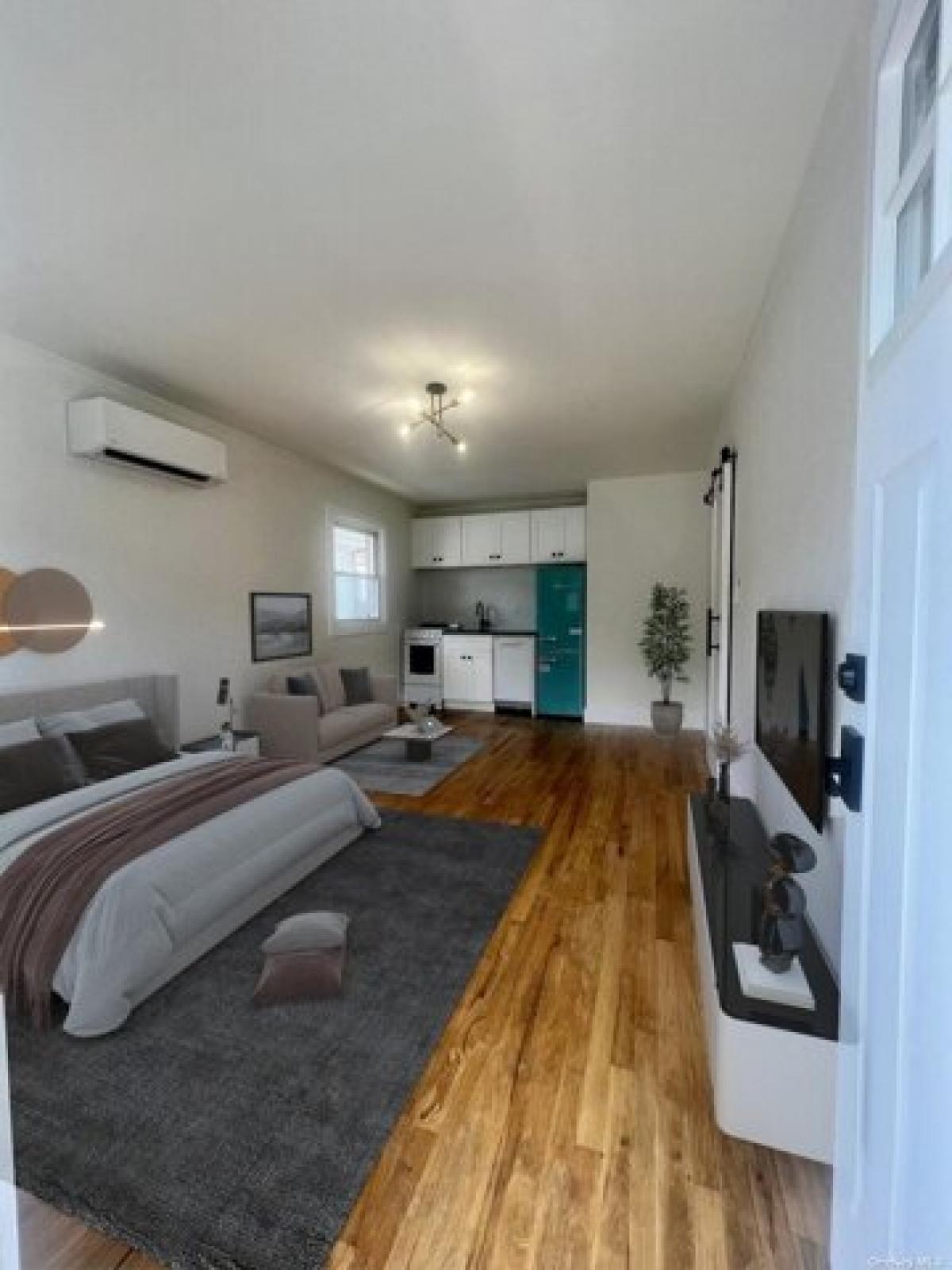 Picture of Home For Rent in Long Beach, New York, United States