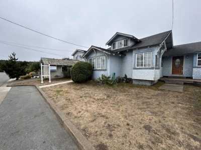 Home For Sale in Moss Beach, California