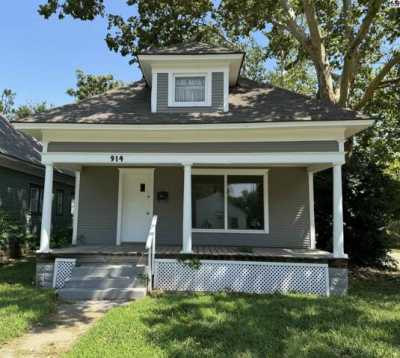 Home For Sale in Hutchinson, Kansas