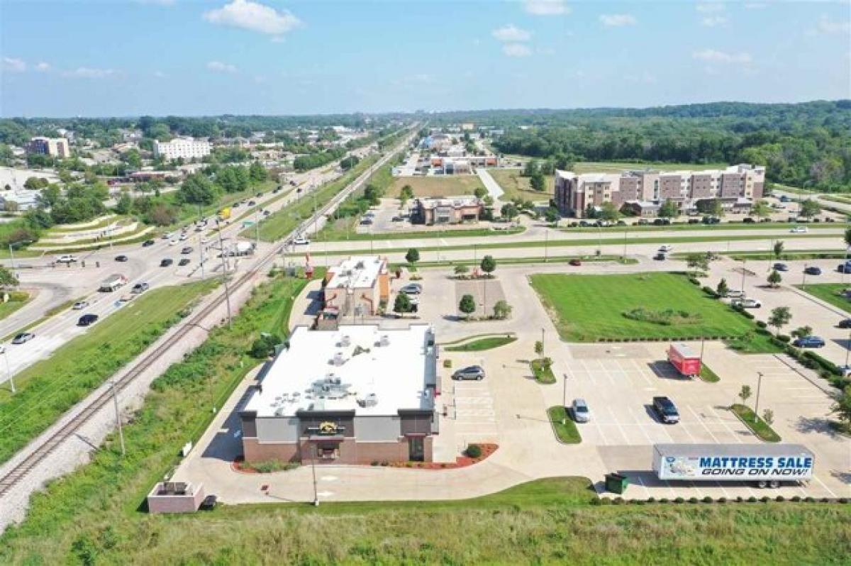 Picture of Residential Land For Sale in Coralville, Iowa, United States