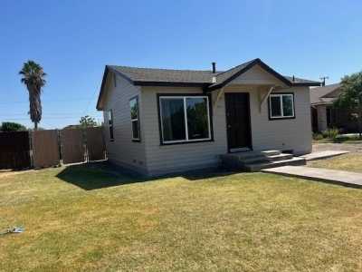 Home For Sale in San Joaquin, California