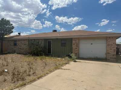 Home For Sale in Monahans, Texas