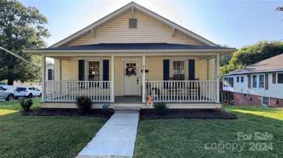 Home For Sale in Kannapolis, North Carolina