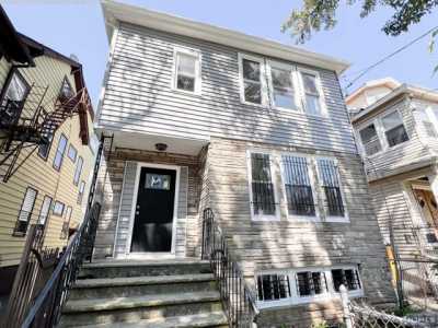 Home For Rent in Irvington, New Jersey