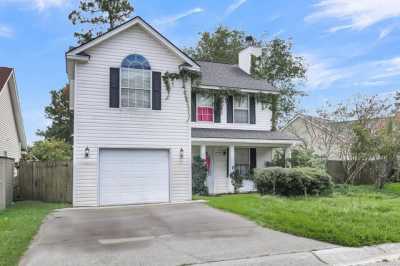 Home For Sale in Goose Creek, South Carolina