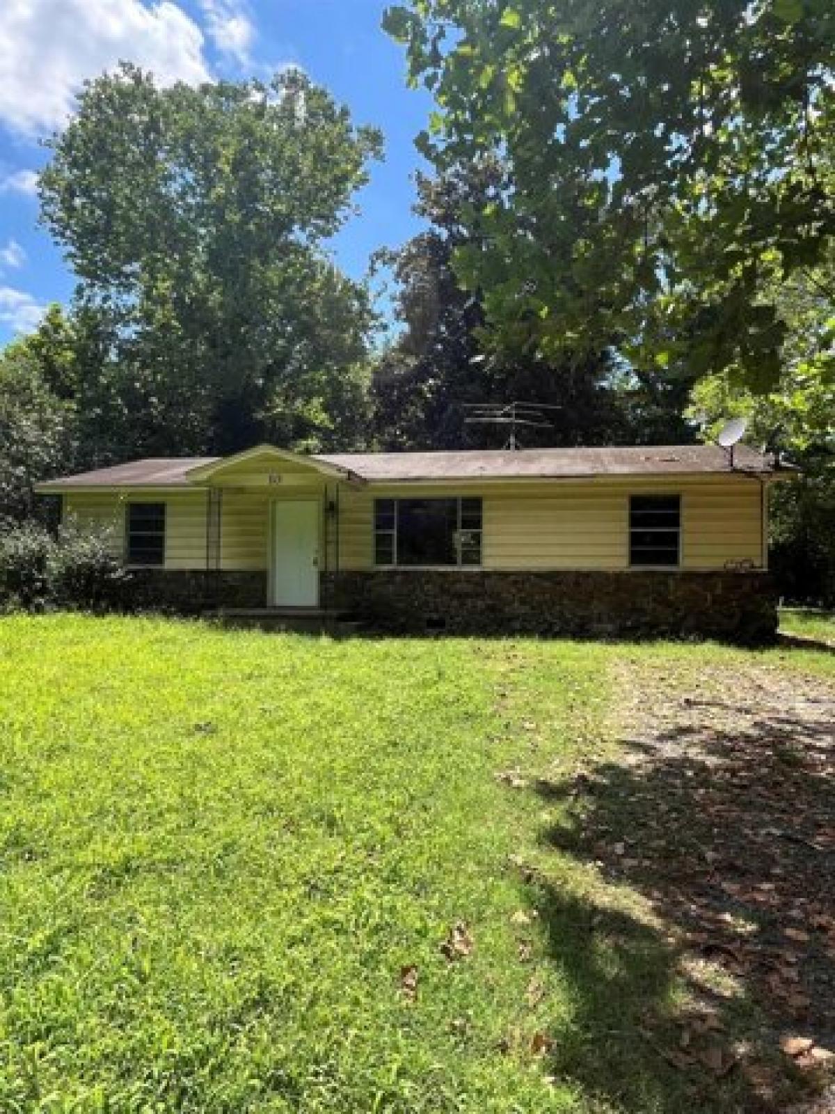 Picture of Home For Sale in Wooster, Arkansas, United States