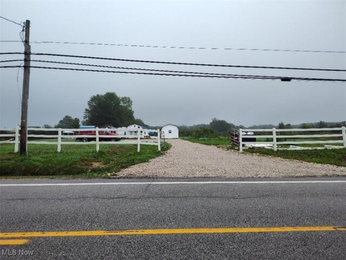 Picture of Residential Land For Sale in Rock Creek, Ohio, United States