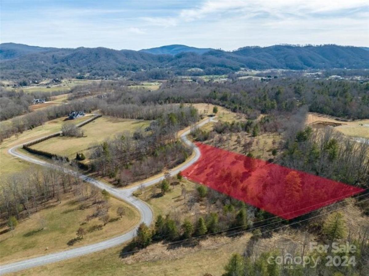 Picture of Residential Land For Sale in Fletcher, North Carolina, United States