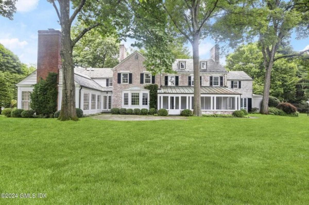 Picture of Home For Sale in Greenwich, Connecticut, United States