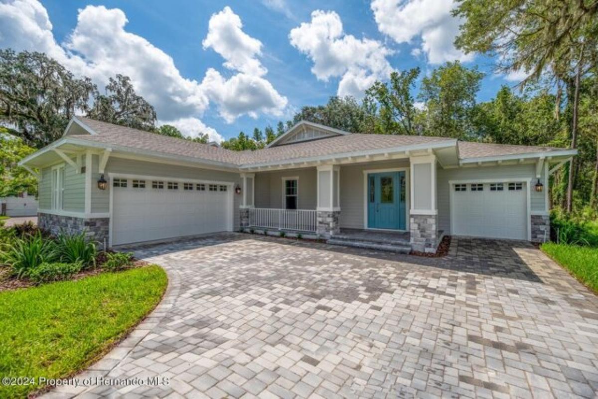 Picture of Home For Sale in Brooksville, Florida, United States