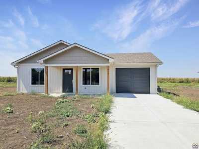 Home For Sale in Carbondale, Kansas