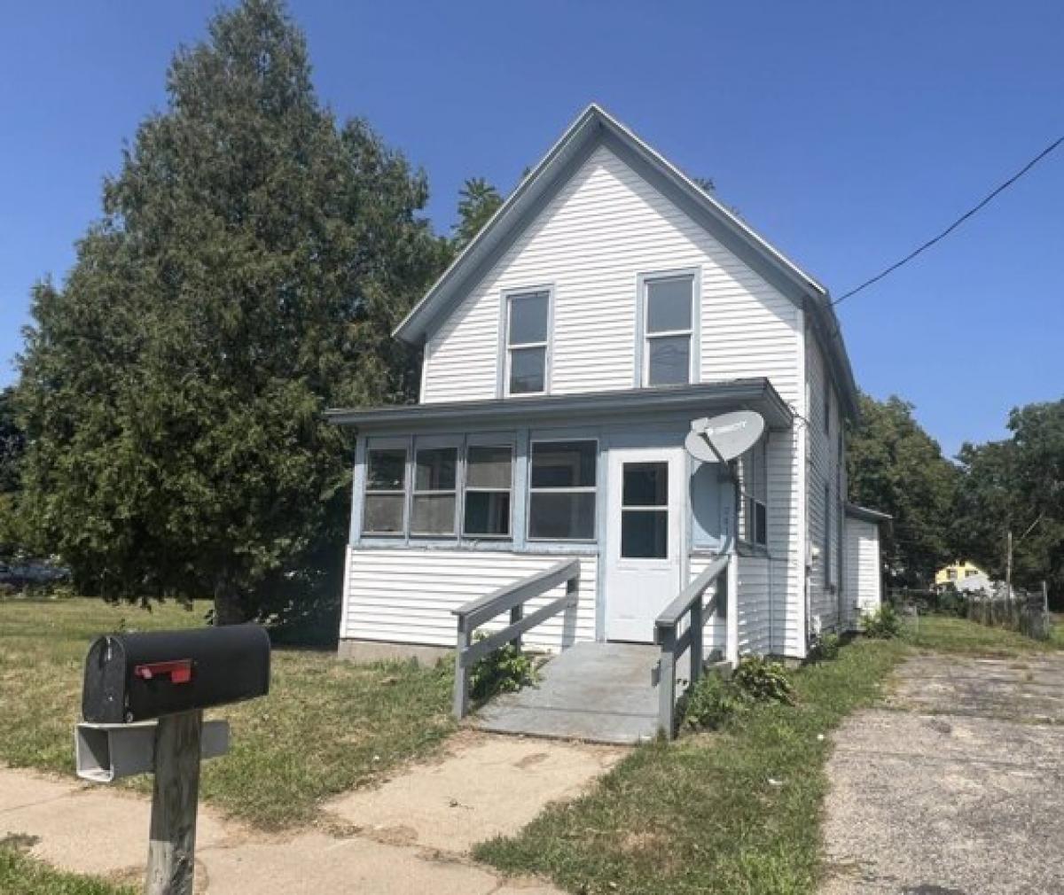 Picture of Home For Rent in Beloit, Wisconsin, United States