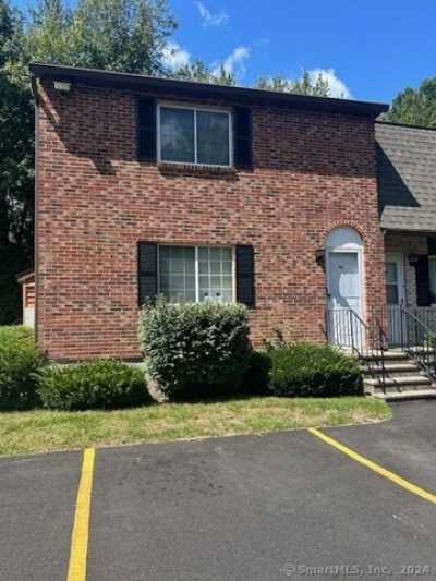 Home For Sale in Waterbury, Connecticut