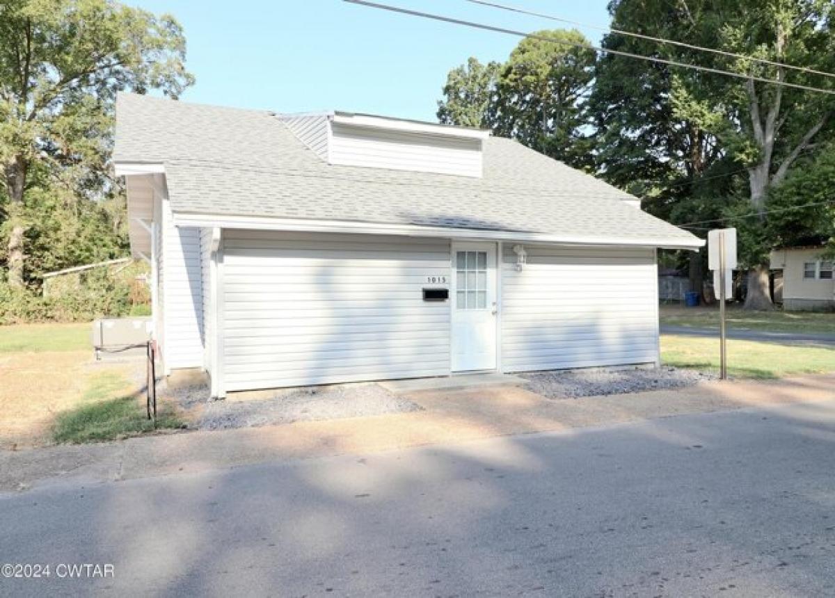 Picture of Home For Sale in Humboldt, Tennessee, United States