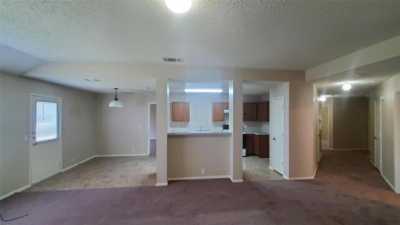 Home For Rent in Glenn Heights, Texas