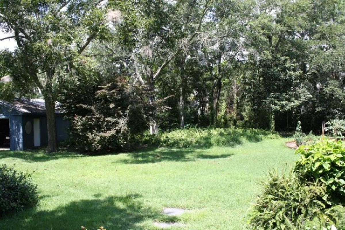 Picture of Home For Sale in Sullivans Island, South Carolina, United States