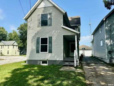 Home For Sale in Davenport, Iowa