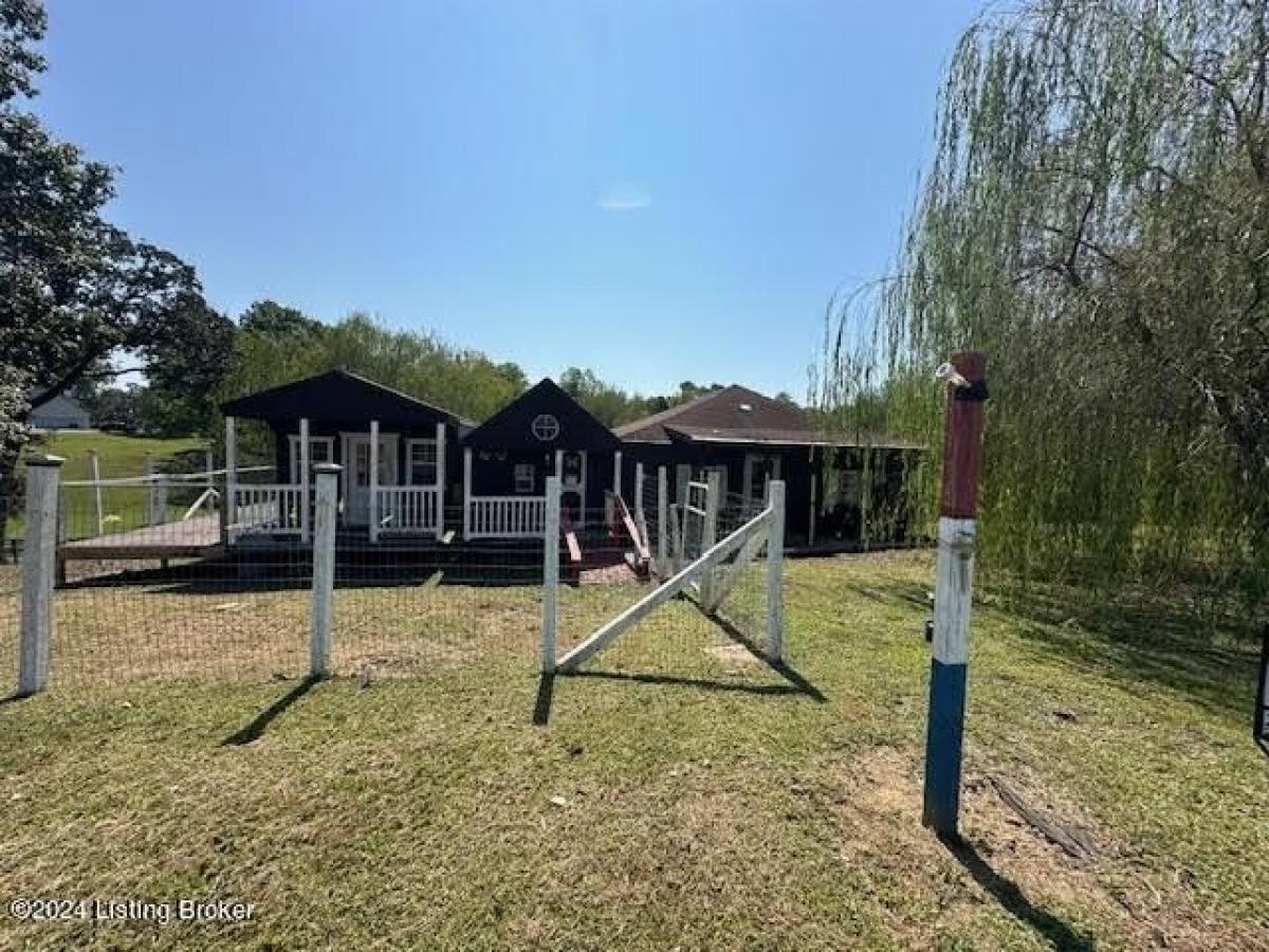 Picture of Home For Sale in Guston, Kentucky, United States