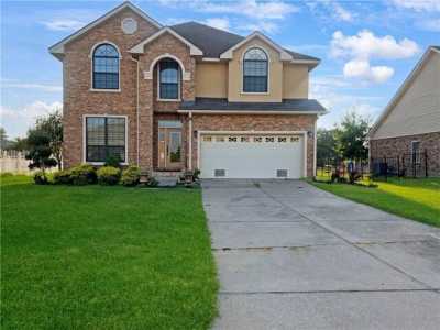 Home For Sale in Gretna, Louisiana