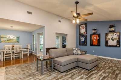 Home For Sale in Navarre, Florida