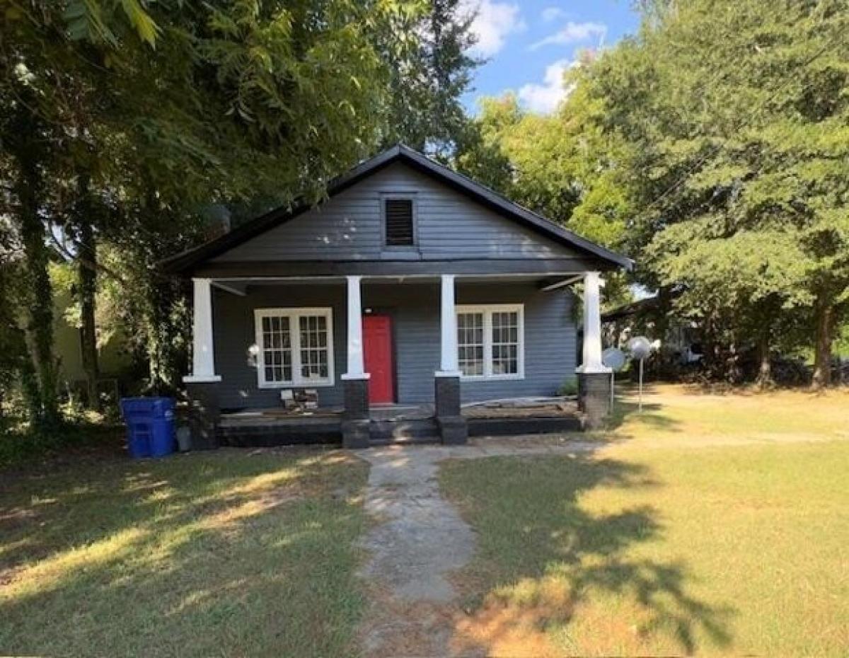 Picture of Home For Sale in Louisville, Georgia, United States