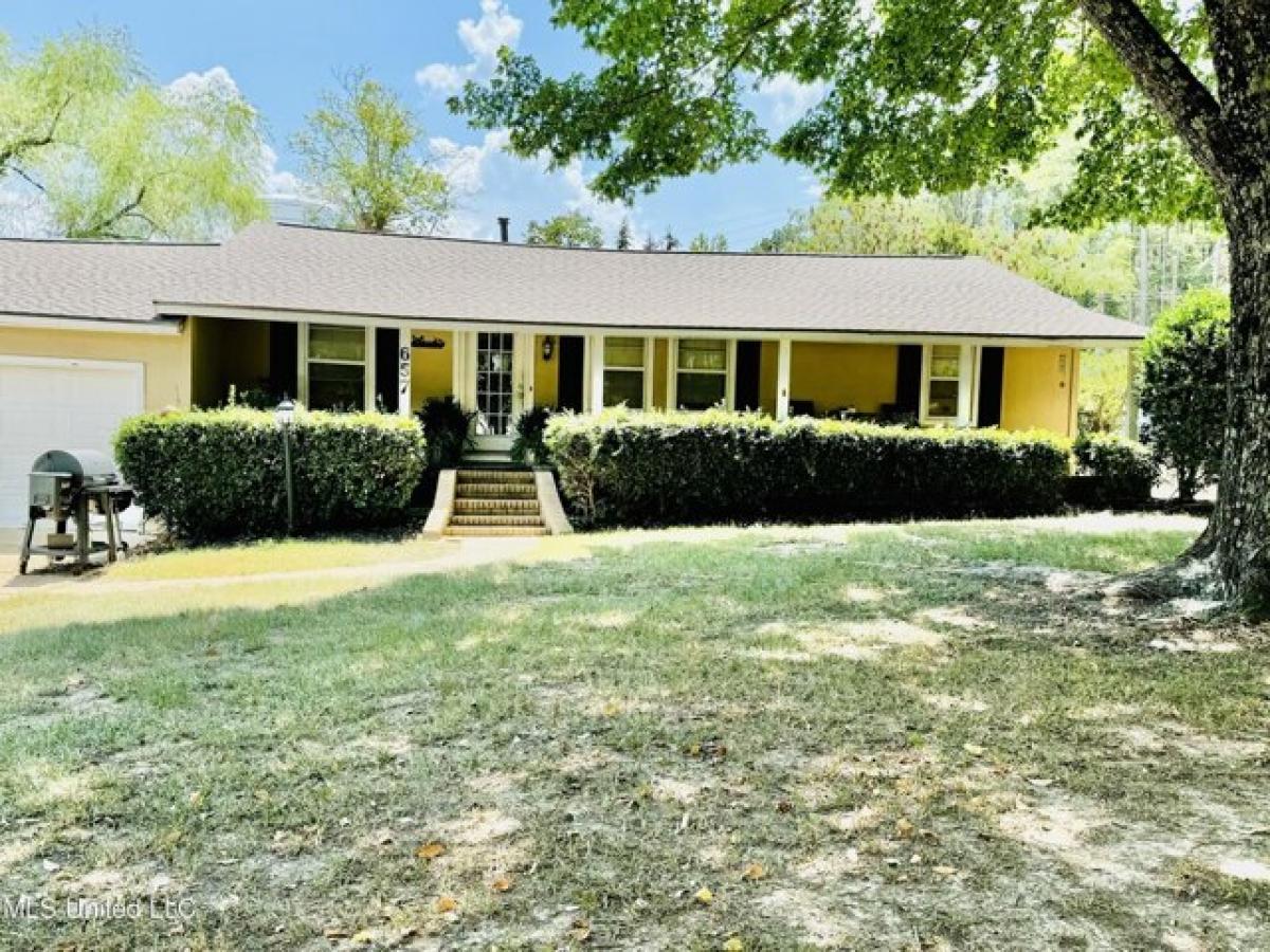 Picture of Home For Sale in Pearl, Mississippi, United States