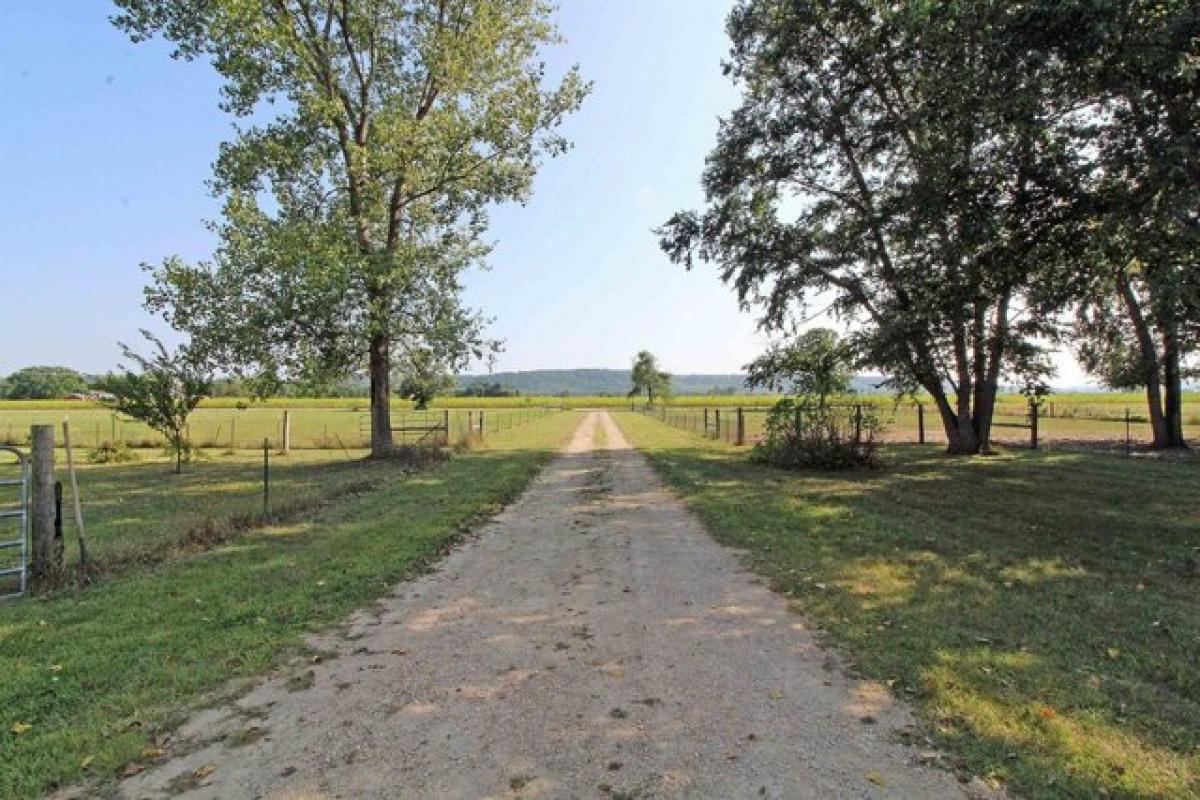 Picture of Home For Sale in Arena, Wisconsin, United States