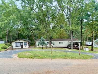 Home For Sale in Friendship, Wisconsin