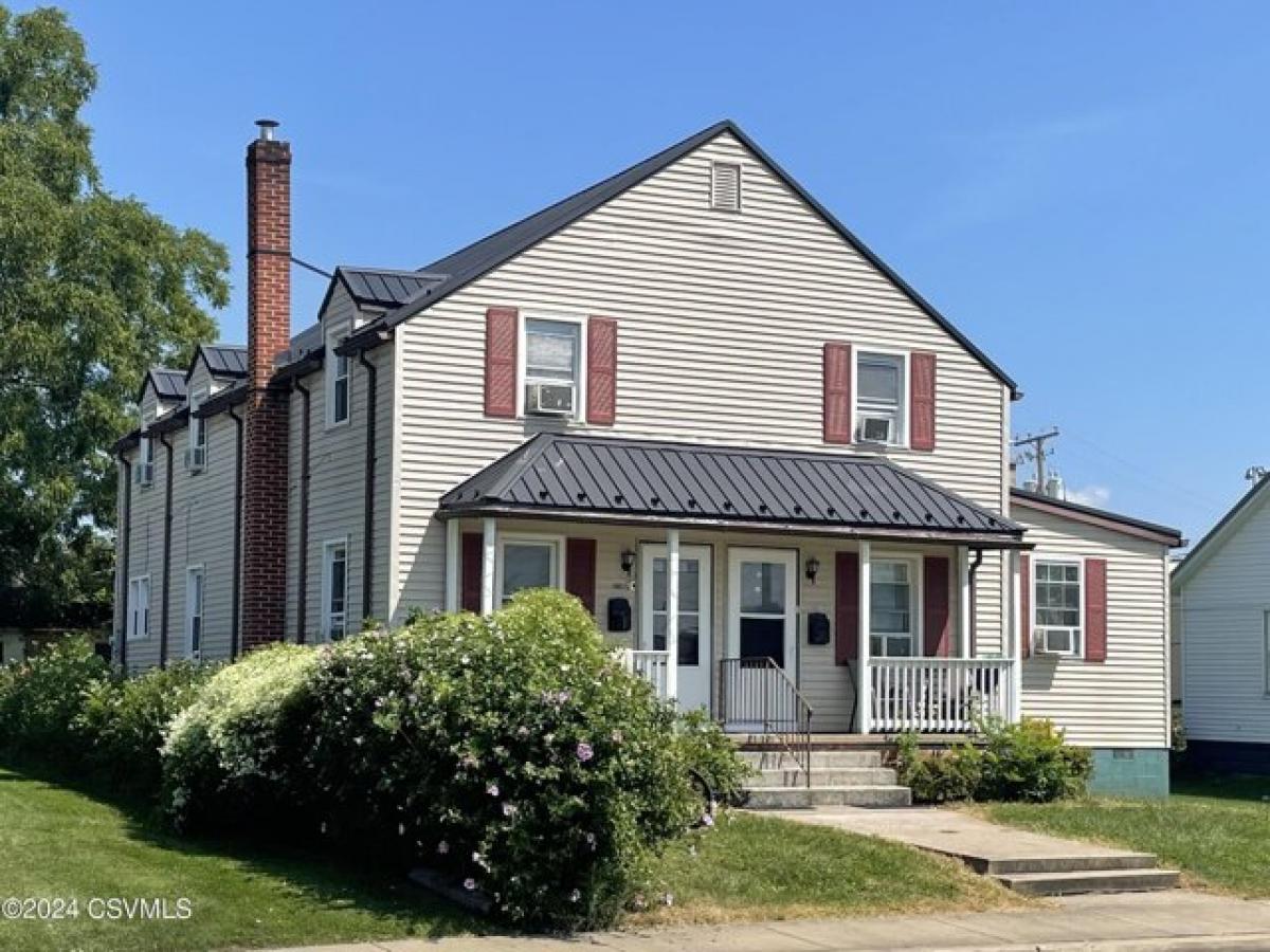 Picture of Home For Sale in Lewisburg, Pennsylvania, United States