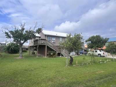 Home For Sale in Grand Isle, Louisiana