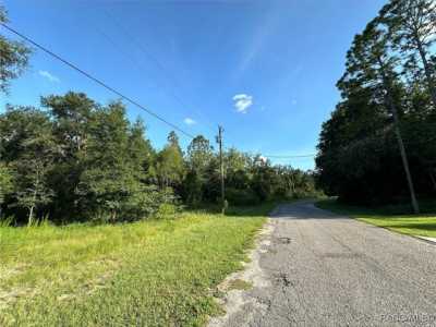 Residential Land For Sale in Citrus Springs, Florida