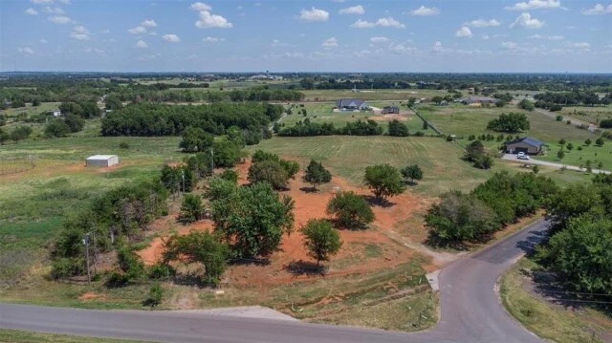 Picture of Residential Land For Sale in Blanchard, Oklahoma, United States