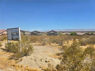 Residential Land For Sale in Apple Valley, California