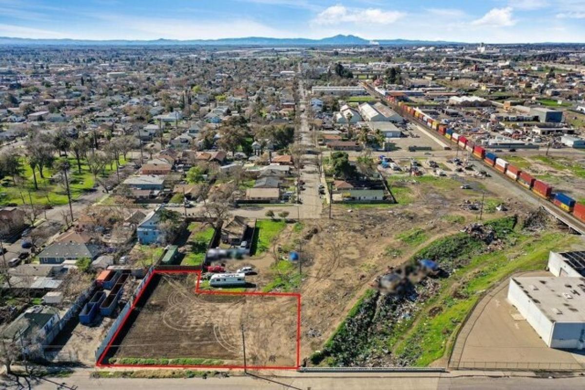 Picture of Residential Land For Sale in Stockton, California, United States