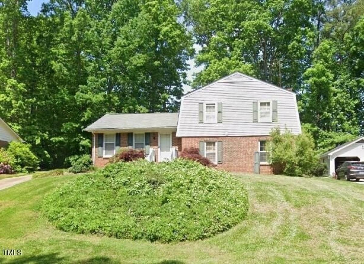 Picture of Home For Sale in Cary, North Carolina, United States