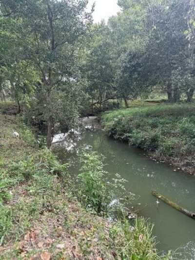 Residential Land For Sale in Weimar, Texas