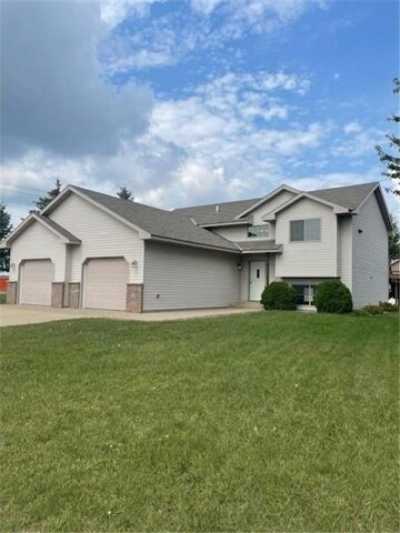 Home For Sale in Saint Cloud, Minnesota