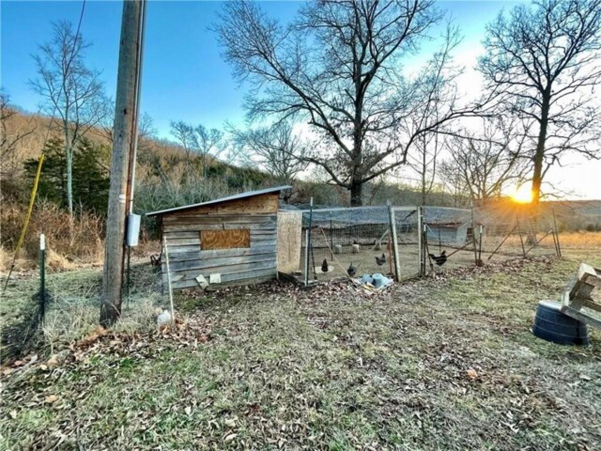 Picture of Home For Sale in Huntsville, Arkansas, United States