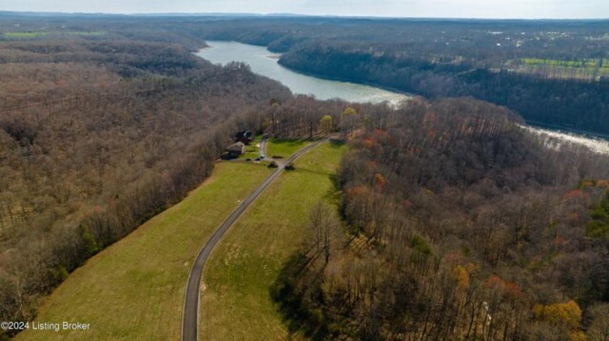 Picture of Residential Land For Sale in Russell Springs, Kentucky, United States