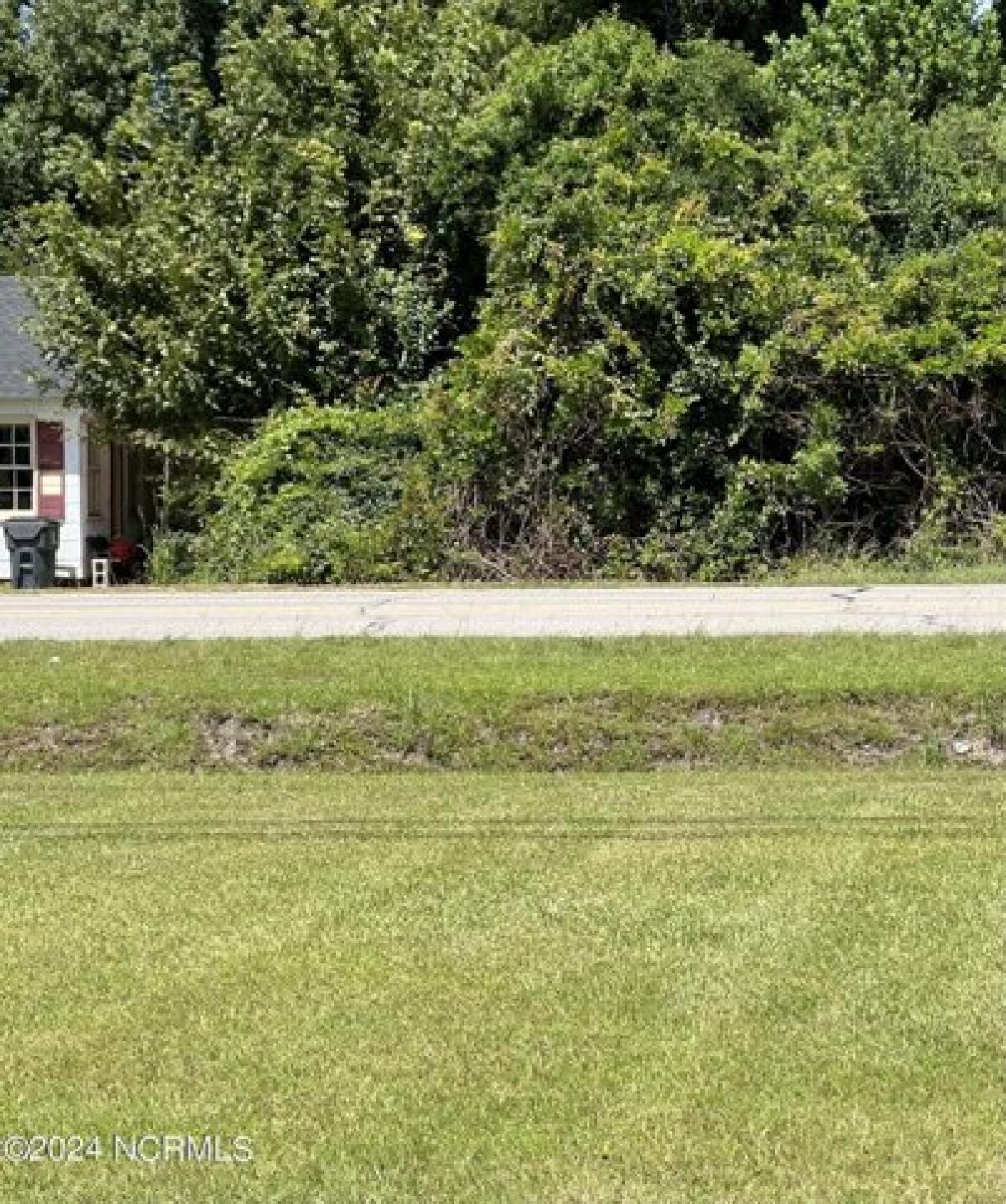 Picture of Residential Land For Sale in Whiteville, North Carolina, United States