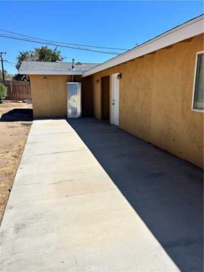 Home For Sale in Apple Valley, California