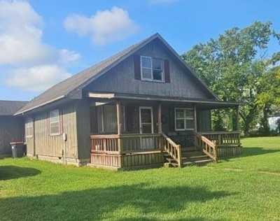 Home For Sale in Girard, Kansas