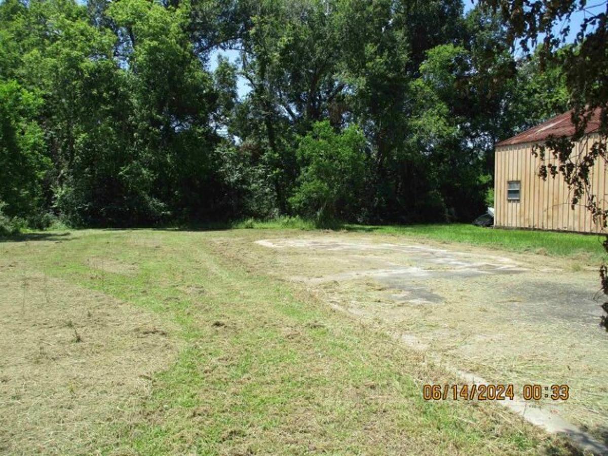 Picture of Residential Land For Sale in Beaumont, Texas, United States