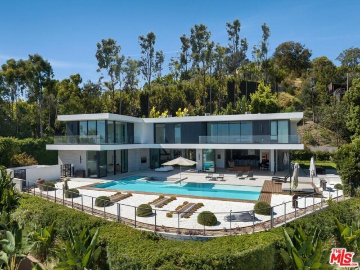 Picture of Home For Sale in Beverly Hills, California, United States