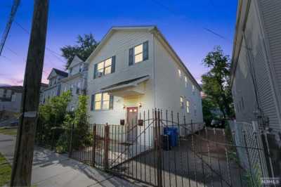 Home For Rent in Paterson, New Jersey