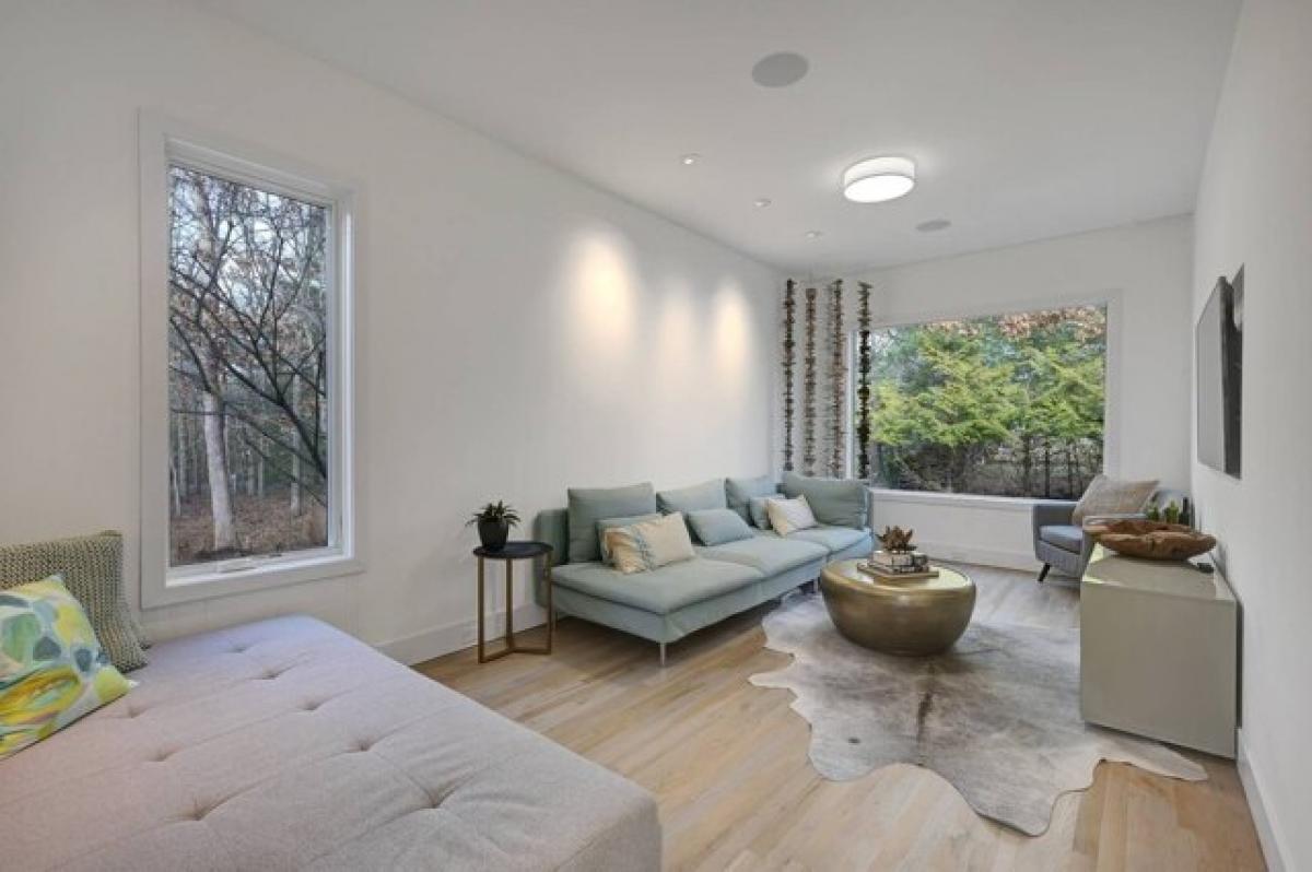 Picture of Home For Rent in East Hampton, New York, United States