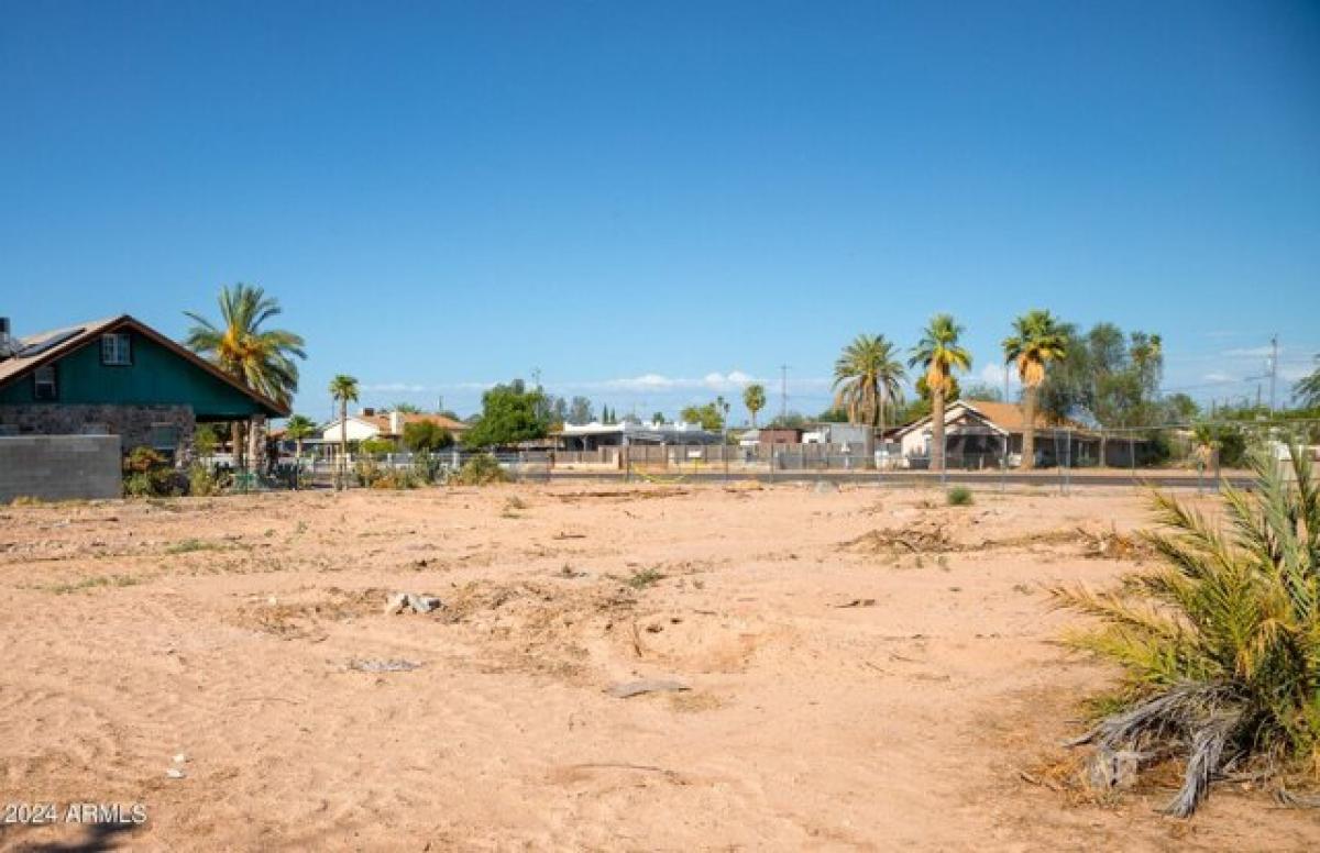 Picture of Residential Land For Sale in Casa Grande, Arizona, United States